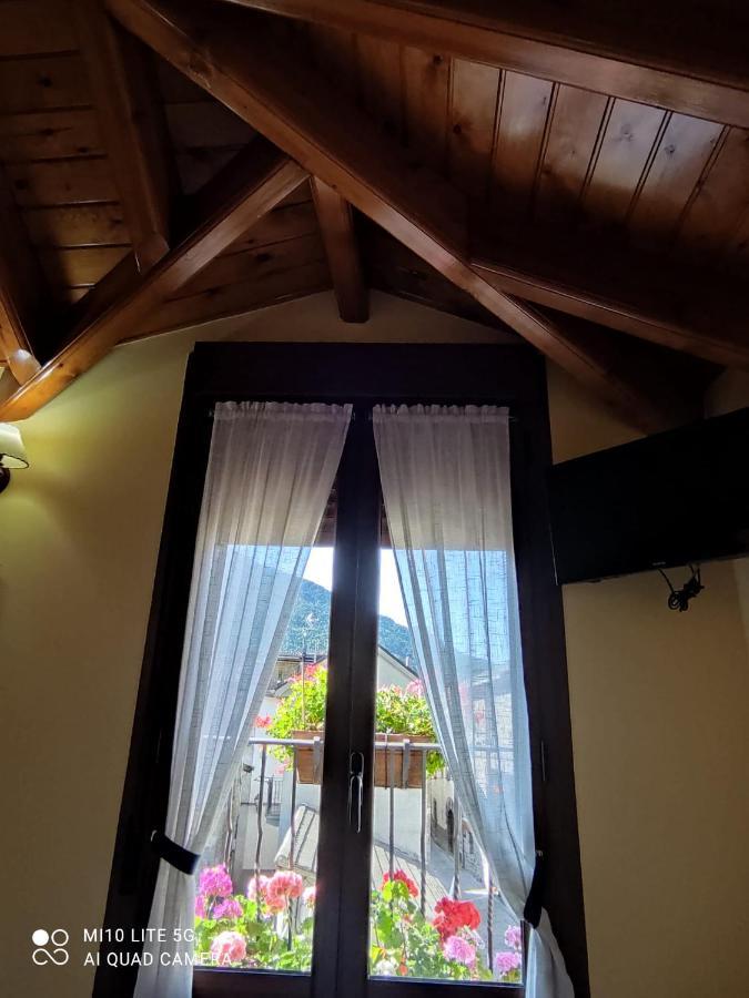 Casa A Ruata Villa Torla Exterior foto
